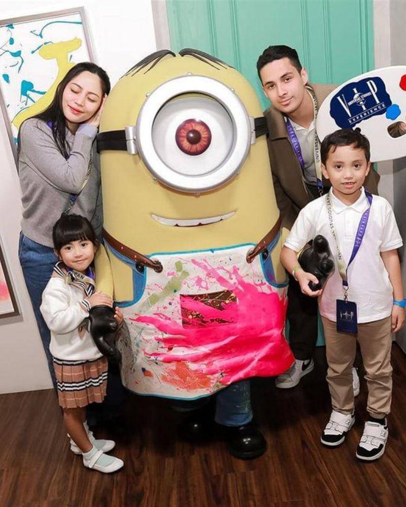 Instagram.com/rachelvennya